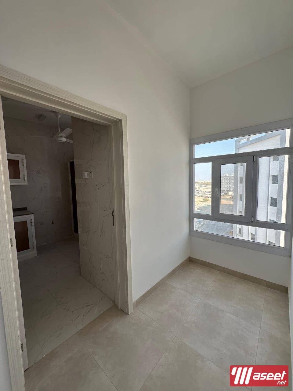 Apartment for rent in Al Qurum 140m 2