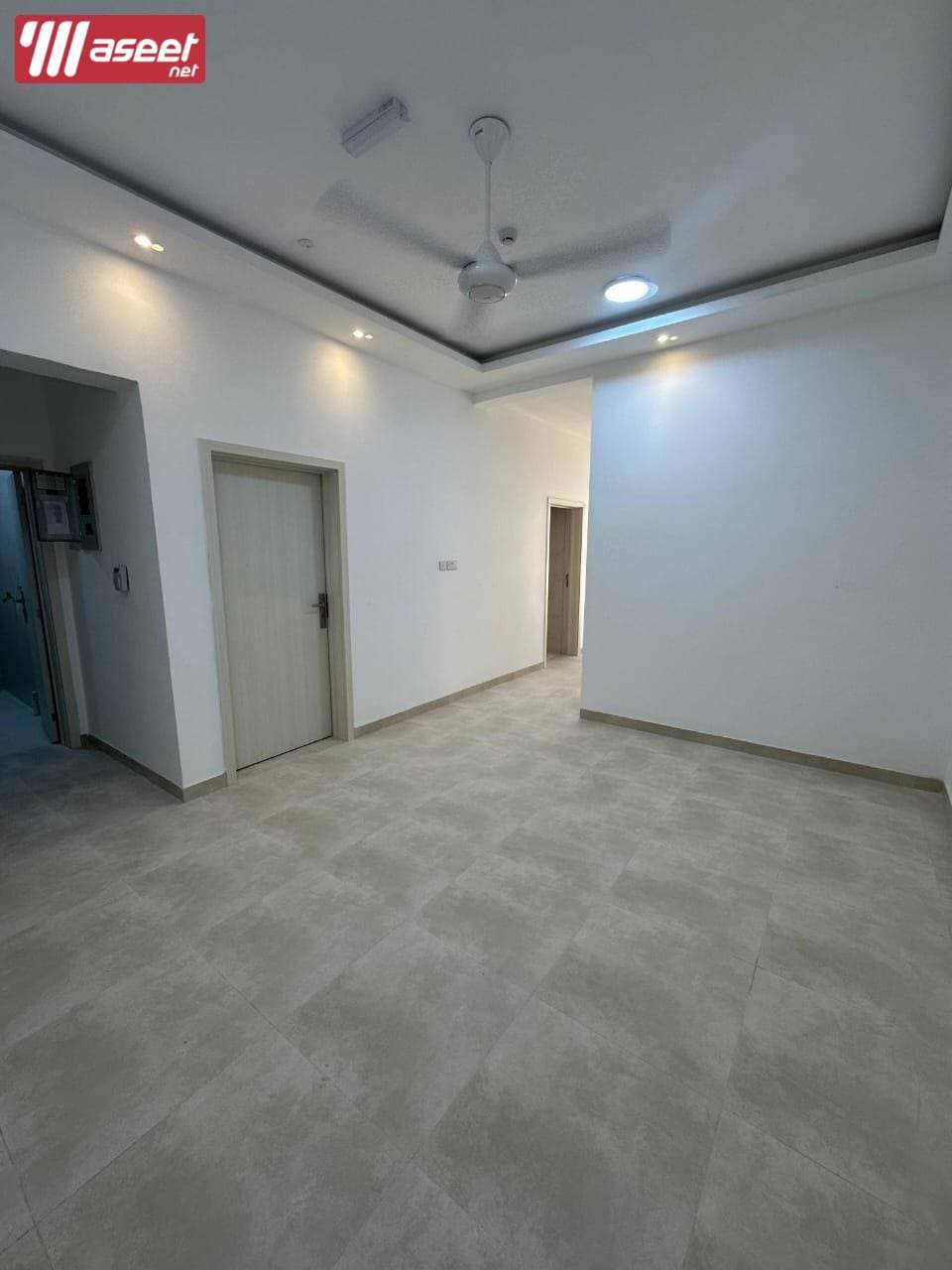 Apartment for rent in Al Qurum 140m 3