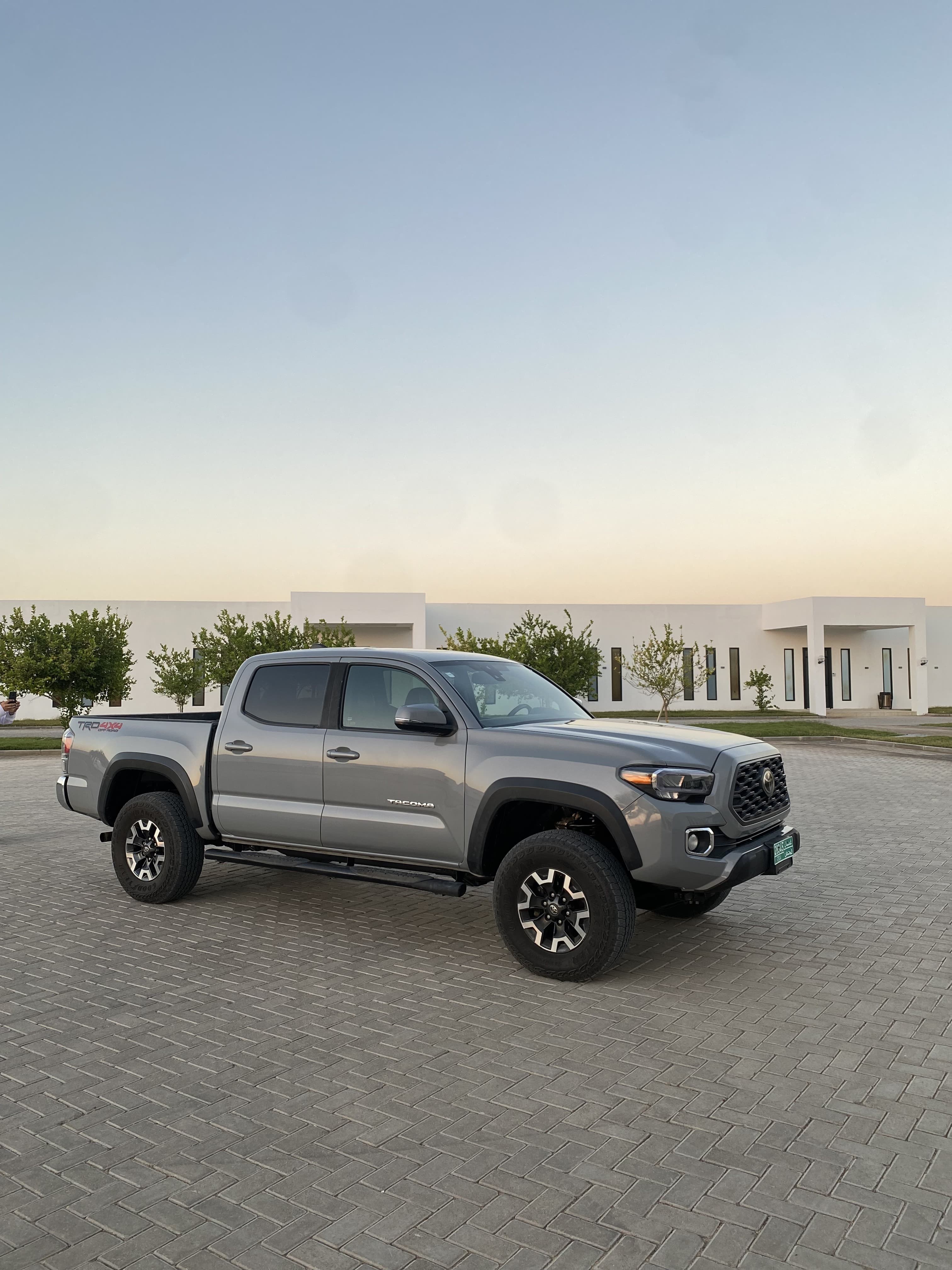 Tacoma 2020  0