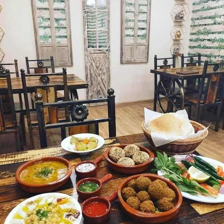 I am the chef of chickpeas, falafel and shami 0